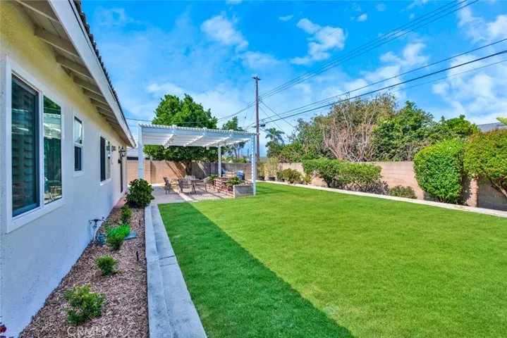 17174 Santa Madrina Street, Fountain Valley, California 92708