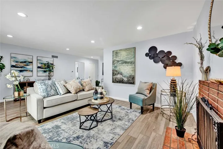 17174 Santa Madrina Street, Fountain Valley, California 92708