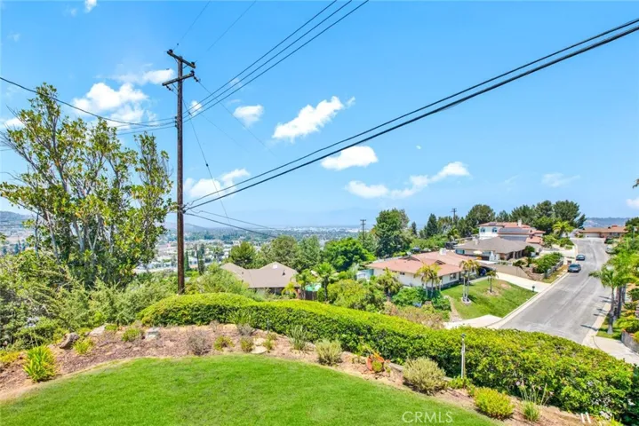 15925 Atitlan Drive, Hacienda Heights, California 91745