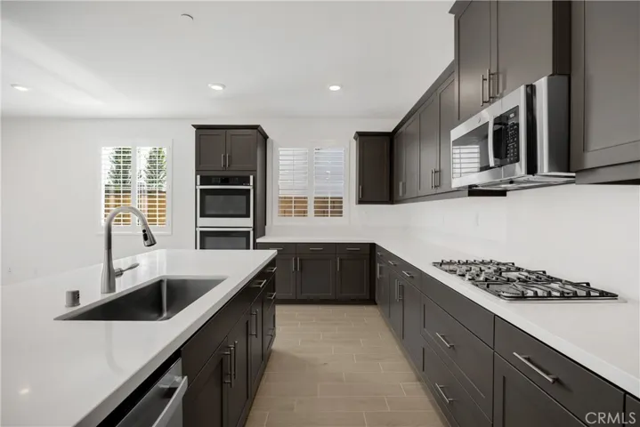 16692 Yarrow Lane, Fontana, California 92336