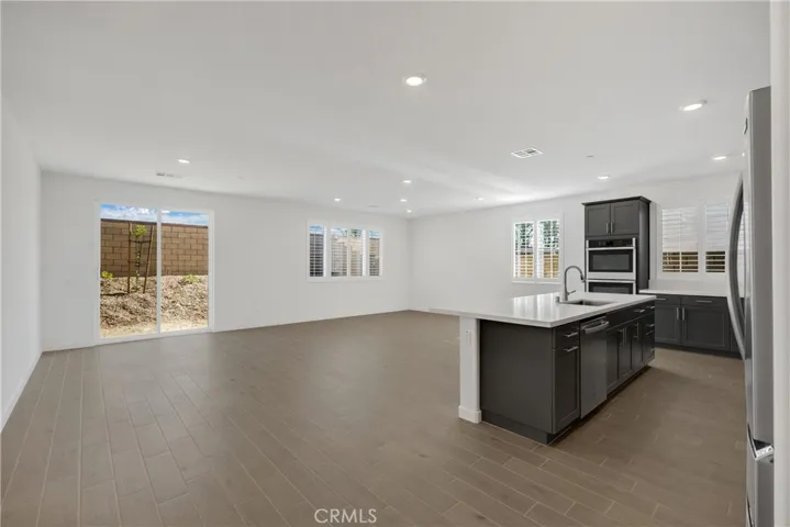 16692 Yarrow Lane, Fontana, California 92336