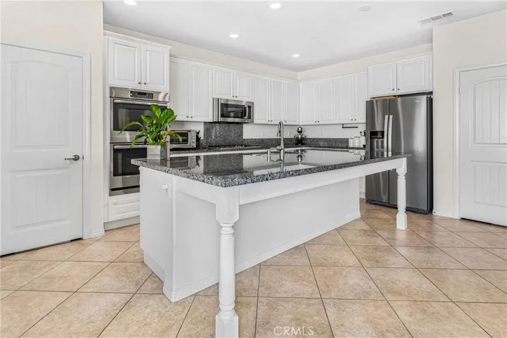 30194 Muirlands Drive, Menifee, California 92584
