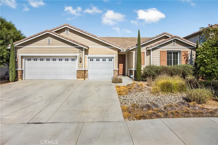 30194 Muirlands Drive, Menifee, California 92584