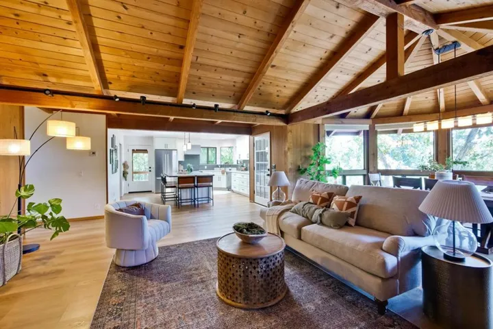 20 Nunes Road, Watsonville, California 95076