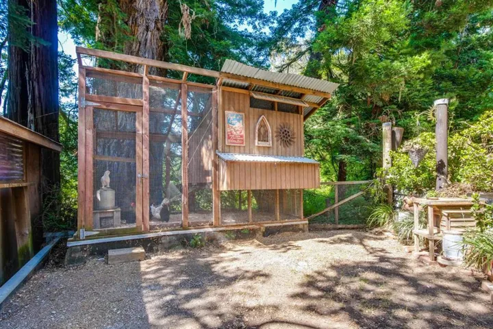 20 Nunes Road, Watsonville, California 95076