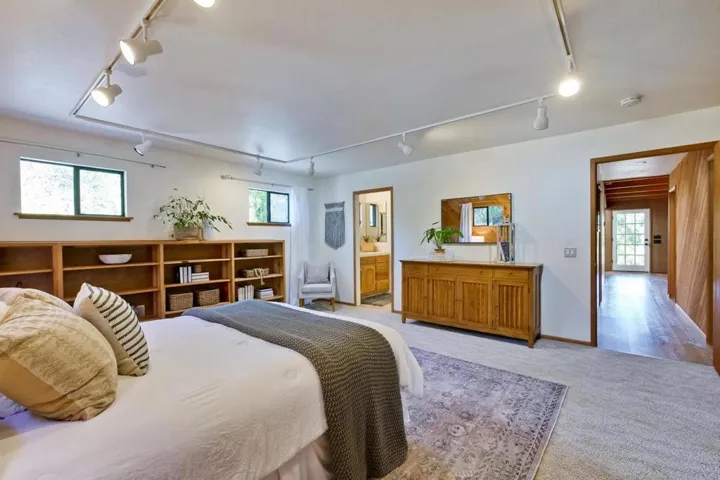 20 Nunes Road, Watsonville, California 95076
