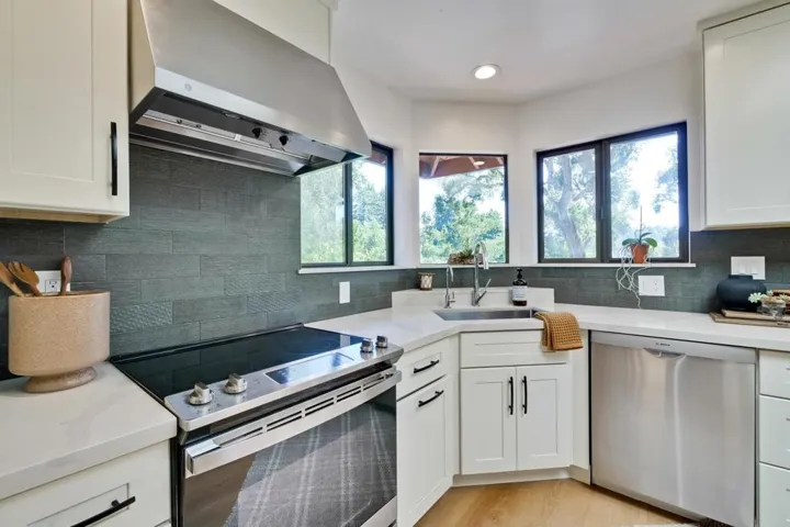 20 Nunes Road, Watsonville, California 95076