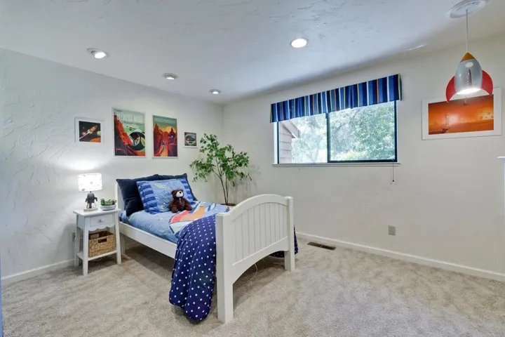 20 Nunes Road, Watsonville, California 95076