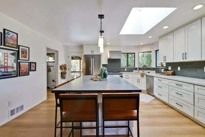 20 Nunes Road, Watsonville, California 95076