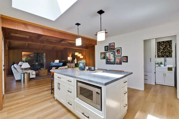 20 Nunes Road, Watsonville, California 95076