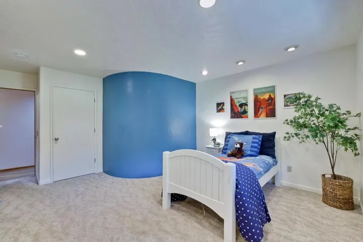 20 Nunes Road, Watsonville, California 95076