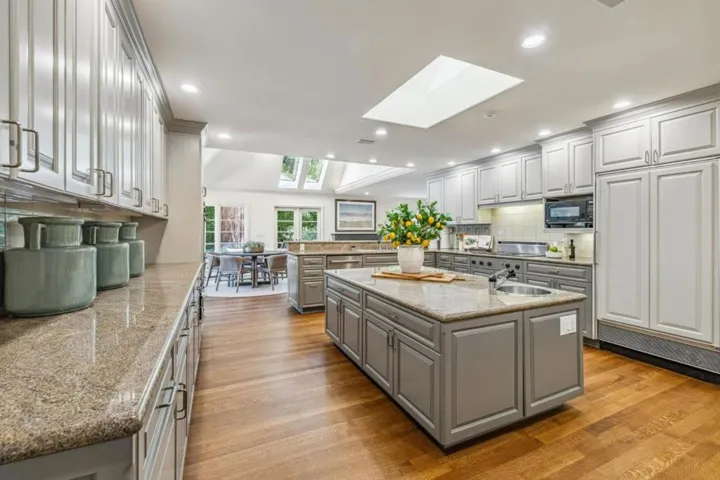 1337 Pitman Avenue, Palo Alto, California 94301