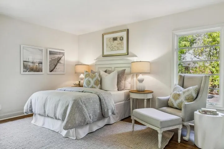 1337 Pitman Avenue, Palo Alto, California 94301