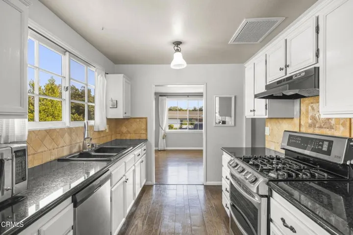 Kitchen3