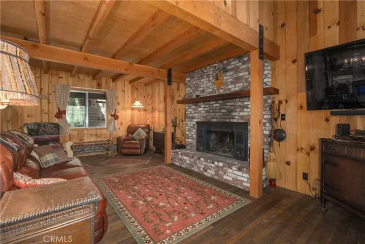 7423 Henness Ridge Road, Yosemite, California 95389