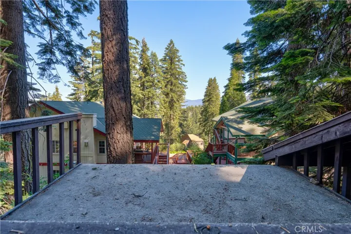7423 Henness Ridge Road, Yosemite, California 95389