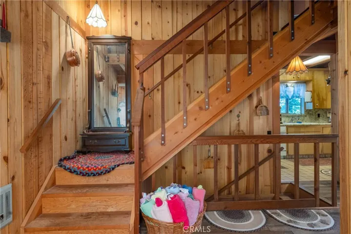7423 Henness Ridge Road, Yosemite, California 95389