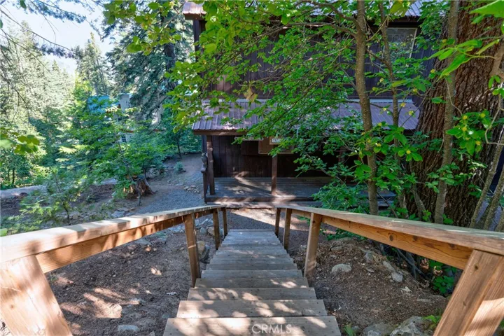 7423 Henness Ridge Road, Yosemite, California 95389