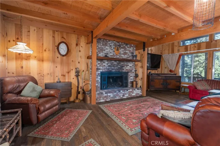 7423 Henness Ridge Road, Yosemite, California 95389