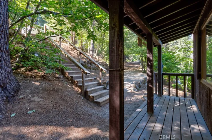 7423 Henness Ridge Road, Yosemite, California 95389