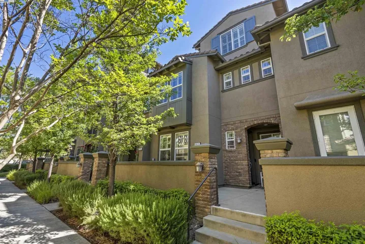 5072 Fioli Loop, San Ramon, California 94582-5987