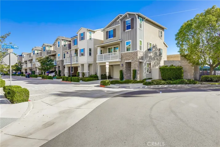 300 N Bellarose Way, Anaheim, California 92805