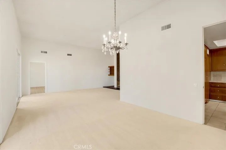 5833 Briartree Drive, La Canada Flintridge, California 91011
