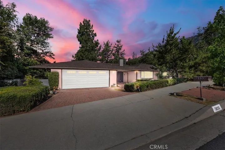 5833 Briartree Drive, La Canada Flintridge, California 91011
