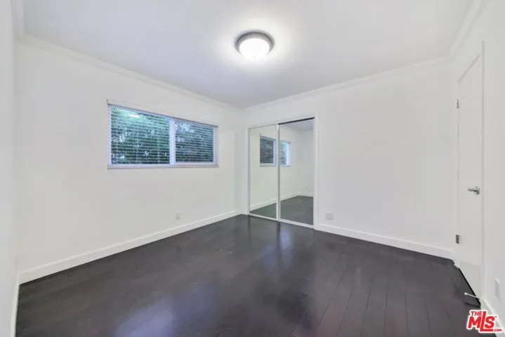 830 Westmount Drive, West Hollywood, California 90069
