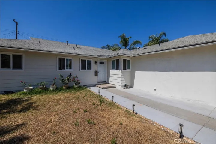 1407 W Gage Avenue, Fullerton, California 92833