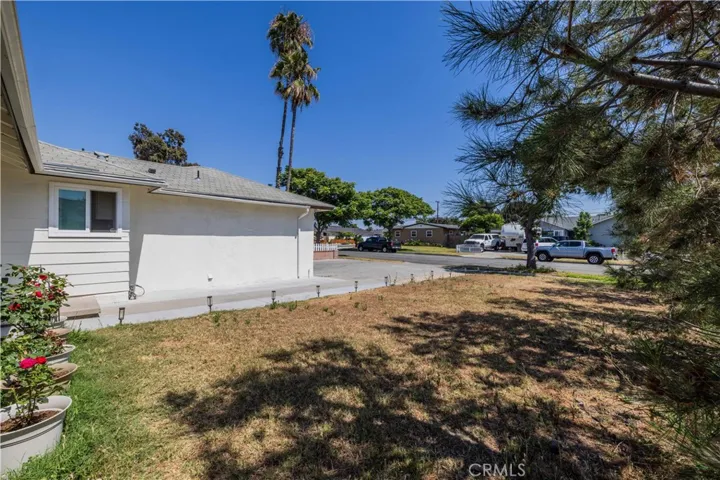 1407 W Gage Avenue, Fullerton, California 92833