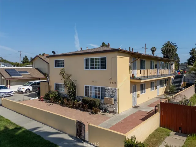 2632 E 15th Street, Long Beach, California 90804
