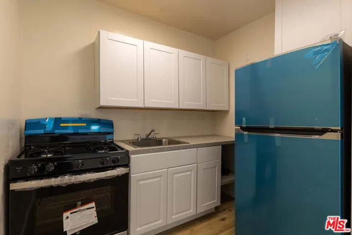 1295 Federal Avenue 16, Los Angeles, California 90025