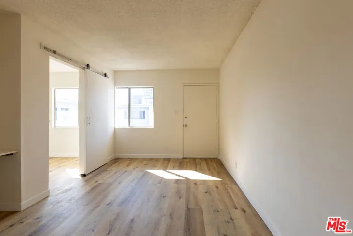 1295 Federal Avenue 16, Los Angeles, California 90025