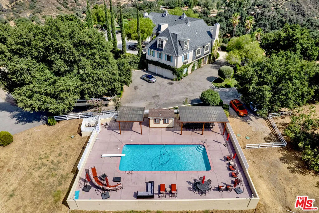 40335 Avenida Altejo Bella, Beaumont, California 92223 home-pic-15