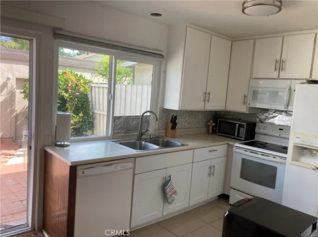 7286 Fulton Way, Stanton, California 90680