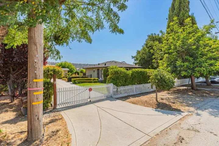6820 F Street, Tres Pinos, California 95075