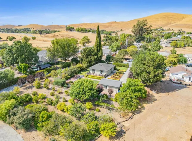 6820 F Street, Tres Pinos, California 95075