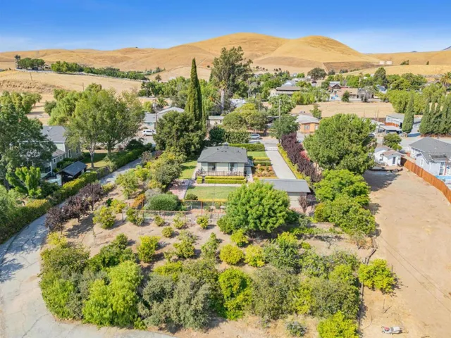 6820 F Street, Tres Pinos, California 95075