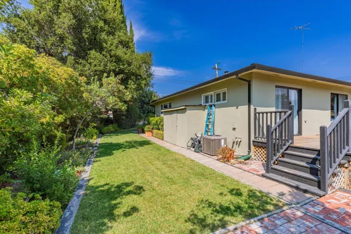 6820 F Street, Tres Pinos, California 95075