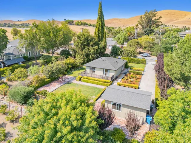 6820 F Street, Tres Pinos, California 95075