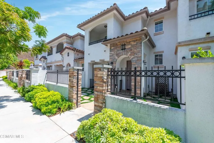 1202 Vista Canyon Lane