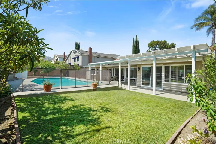 12127 Darby Avenue, Porter Ranch, California 91326