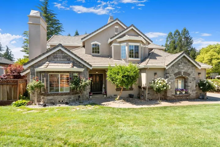 655 Sparhawk Drive, Morgan Hill, California 95037