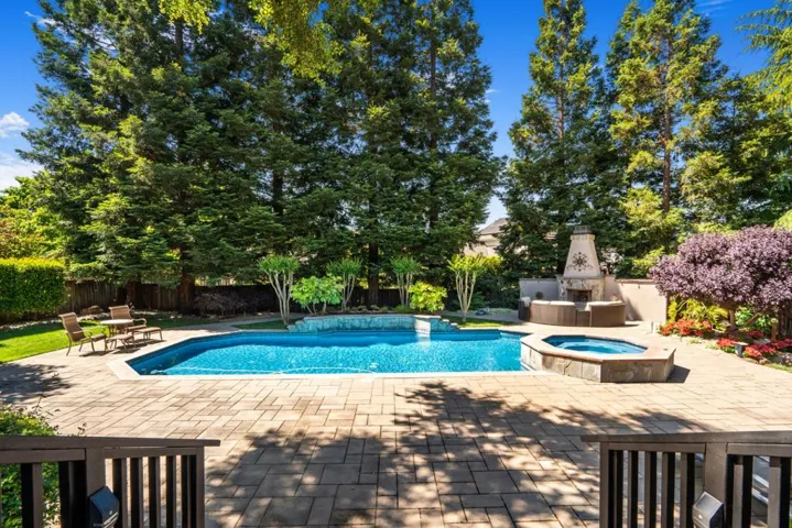 655 Sparhawk Drive, Morgan Hill, California 95037