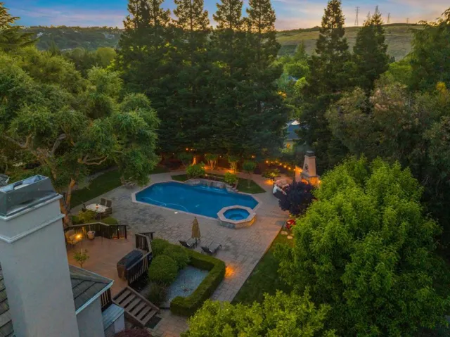 655 Sparhawk Drive, Morgan Hill, California 95037