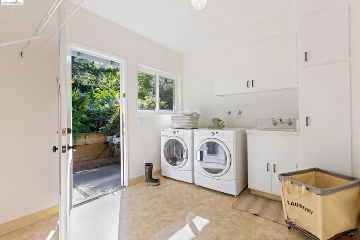 2133 Trafalgar Pl, Oakland, California 94611