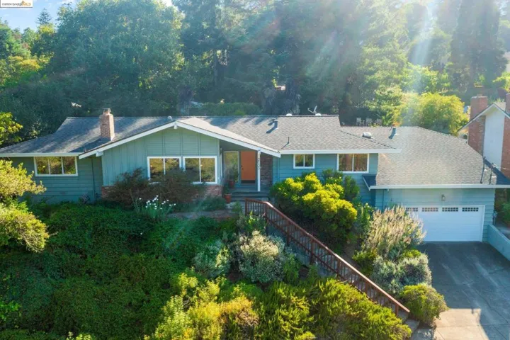 2133 Trafalgar Pl, Oakland, California 94611