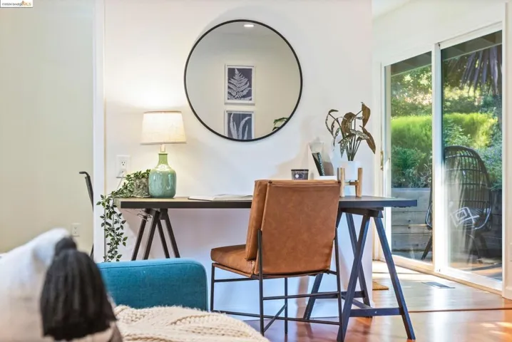 2133 Trafalgar Pl, Oakland, California 94611