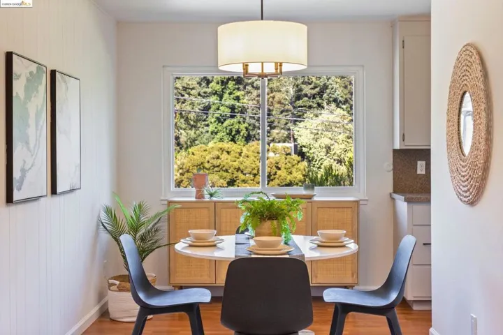 2133 Trafalgar Pl, Oakland, California 94611